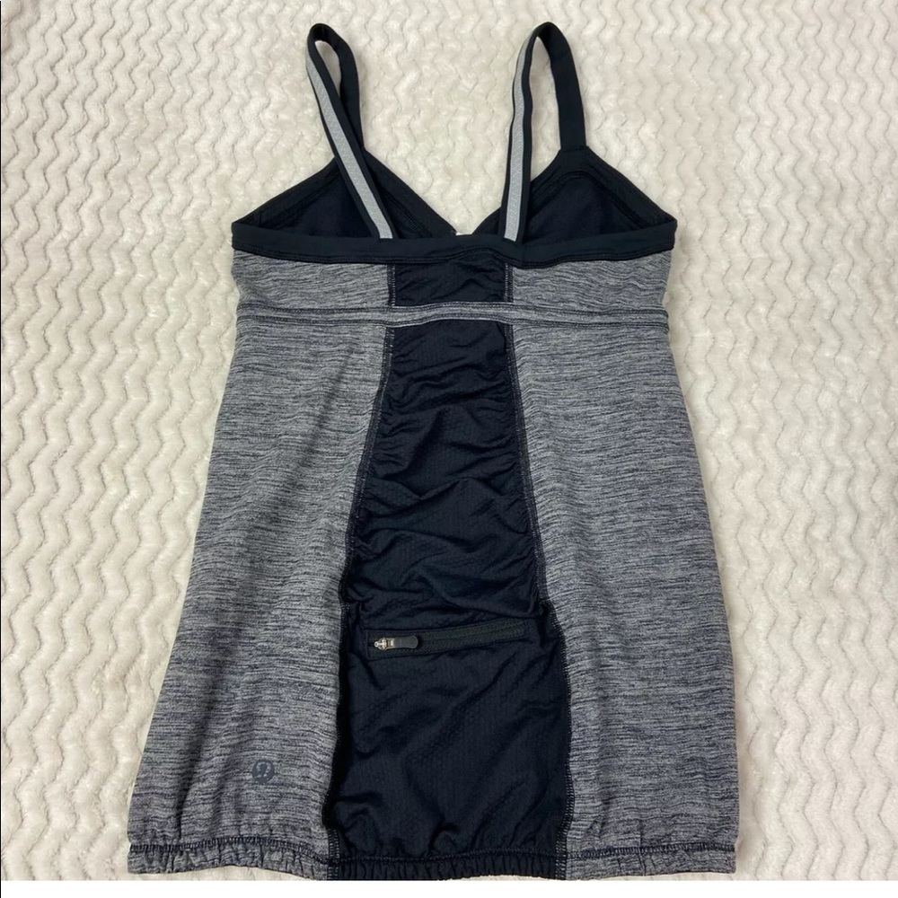 Lululemon Running Yoga Tank Top Size 6 Black Gray